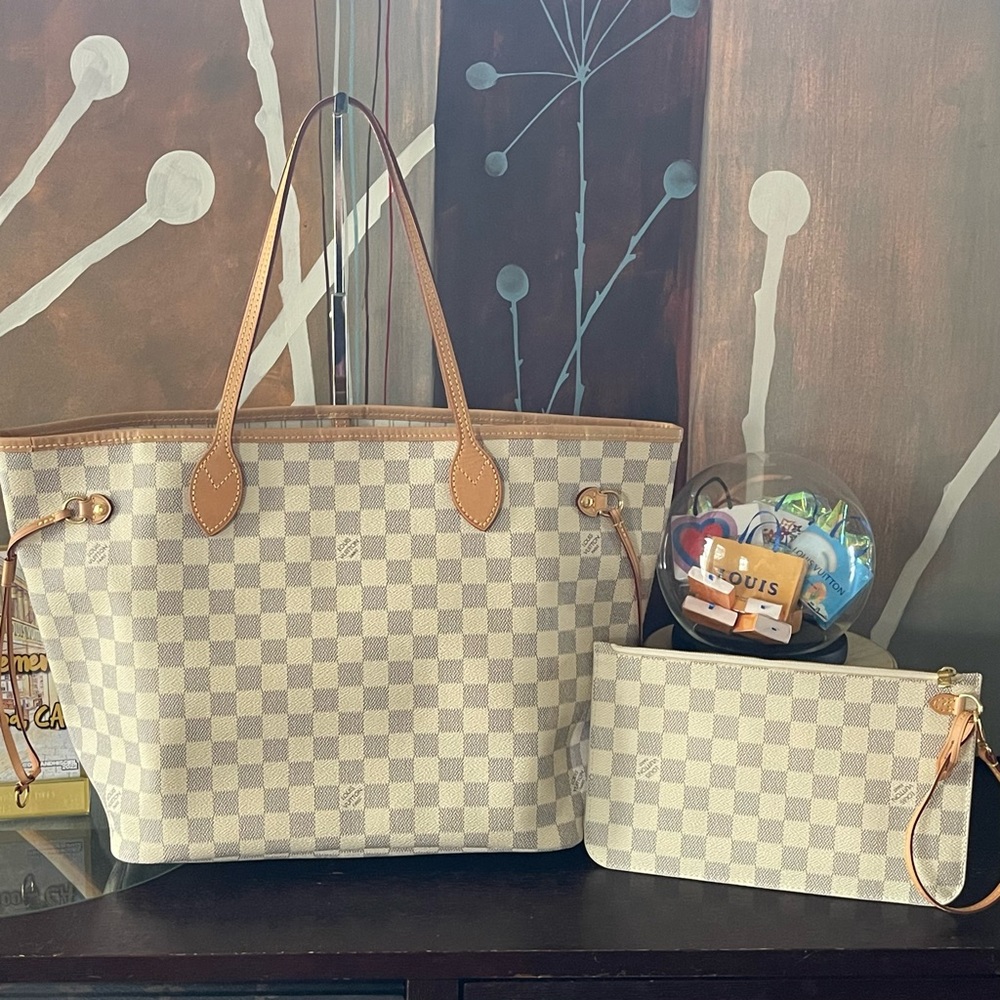Louis Vuitton Neverfull MM Damier Azur with pouch